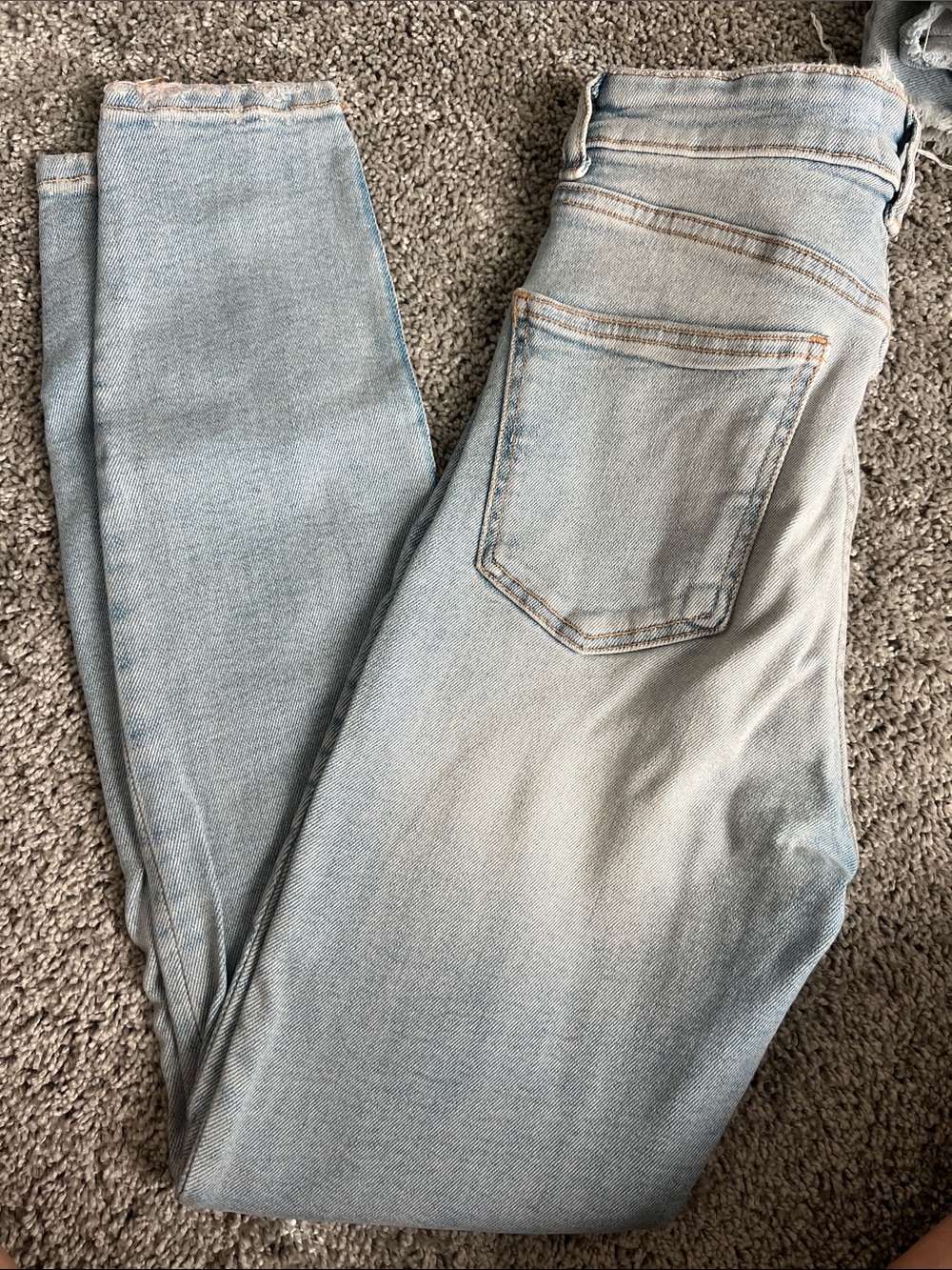 Light Wash Women’s Jeans - Skinny High-Rise Slim Fit